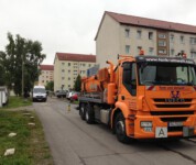 Beseitigung einer Ölhavarie im Wohngebiet