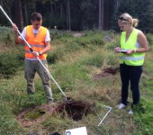 Probenahme im Abwasserschacht